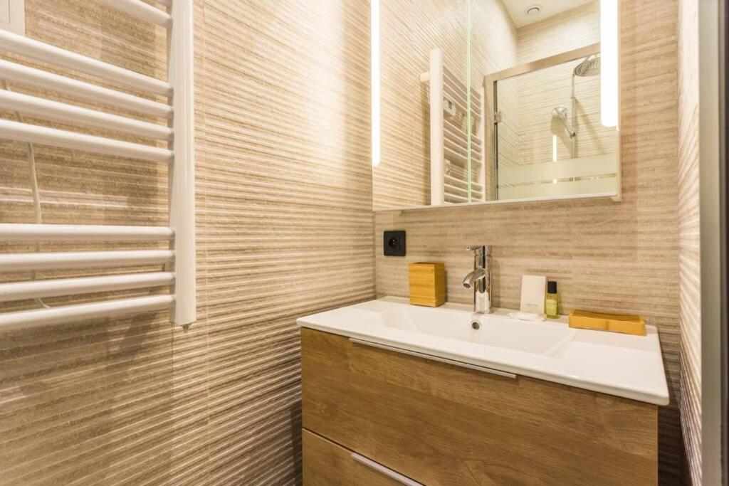 Hsh Alexandre Dumas Lovely Apartment 2Br-6P パリ エクステリア 写真